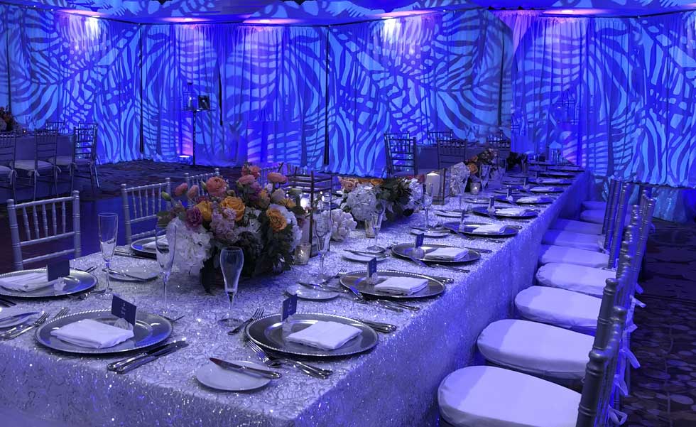 Texture lighting with monogram lighting